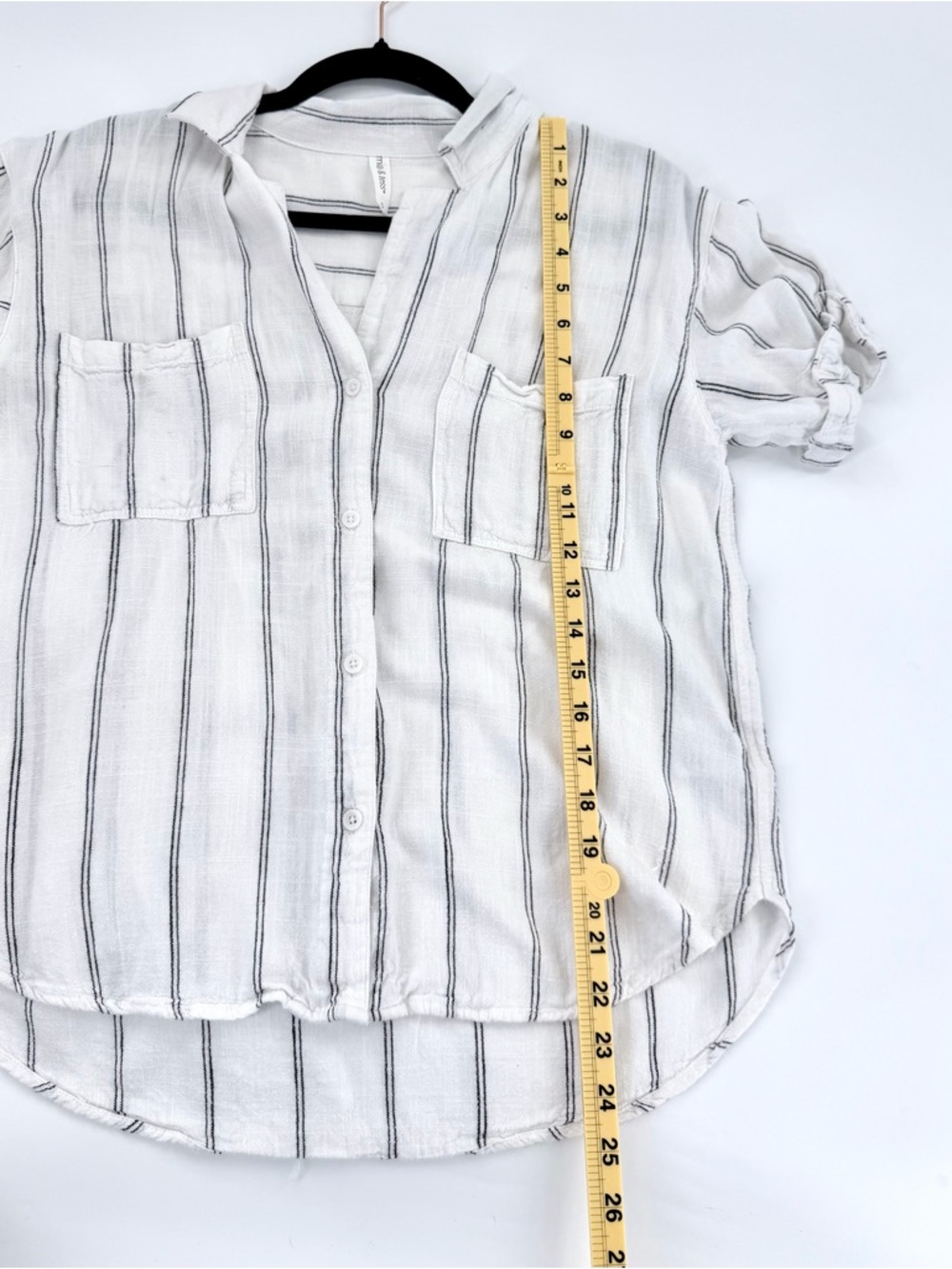 Mia & Tess White Black Striped Linen Blend Button Front Blouse Size Small - Picture 7 of 7